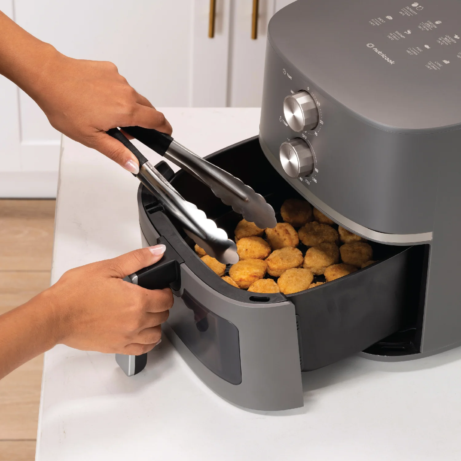 Air Fryer Essentials - Classic Vision 5.2L - Image 5