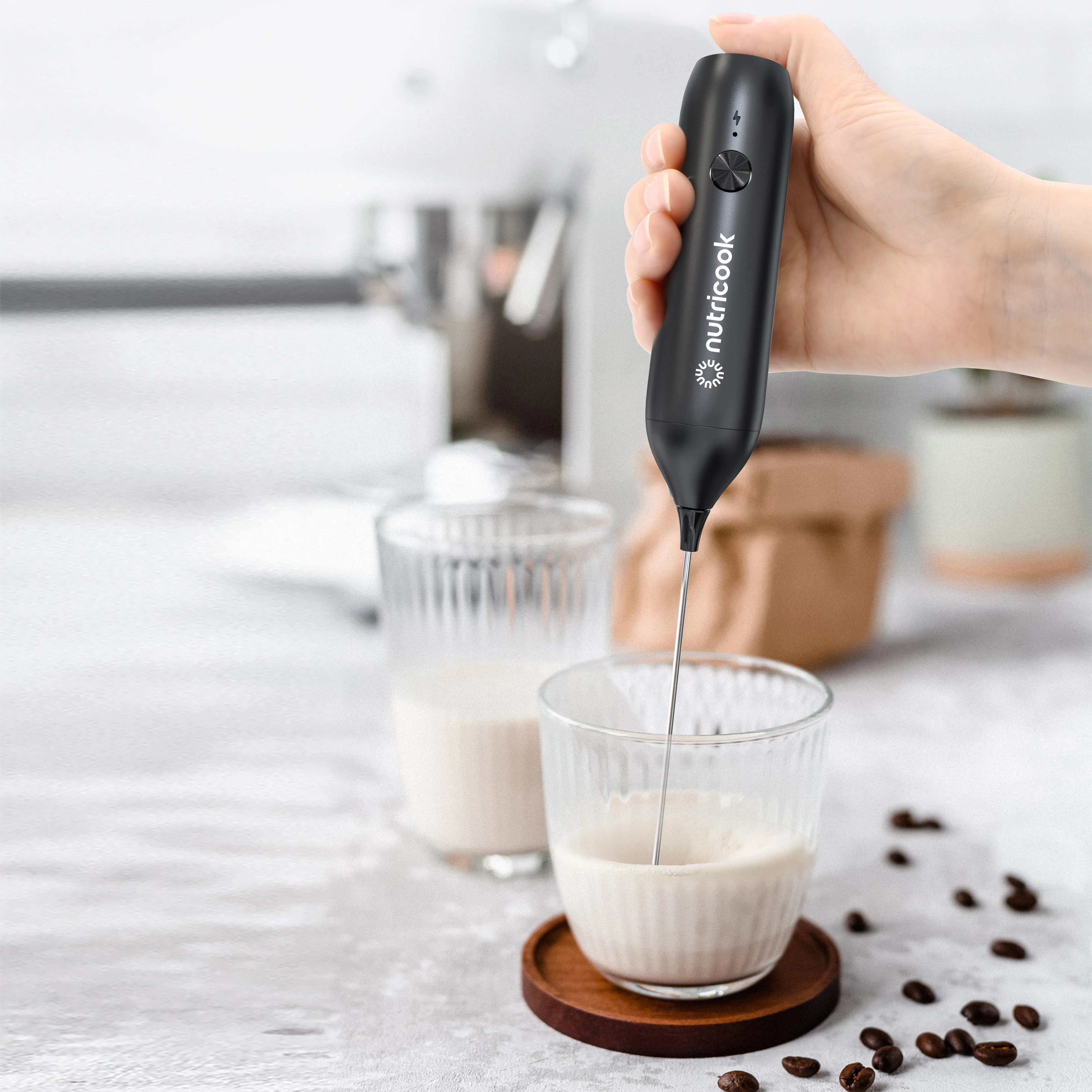 Rechargeable Milk Frother - Image 5